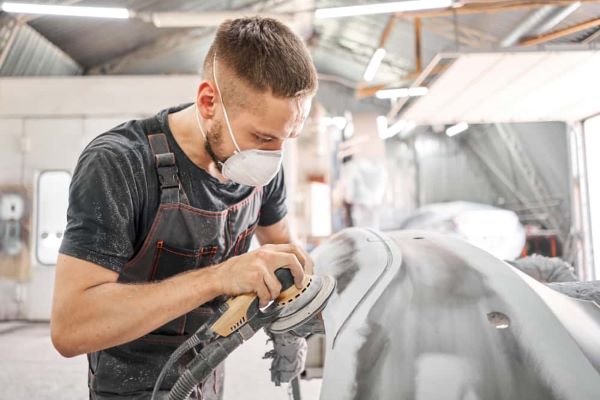 ¿Cómo pintar un coche?